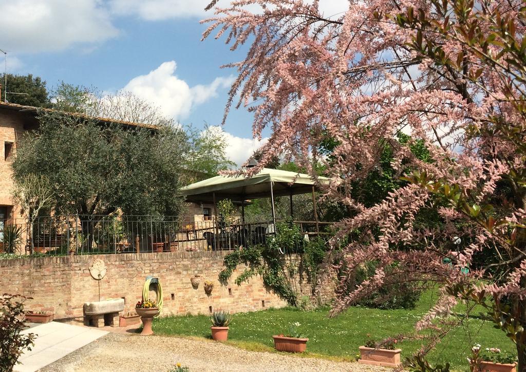 Podere Il Pero Siena Exterior foto